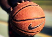 开云体育官网-冷血时刻，当爱德华兹用最纯粹的方式，宣告王权交接